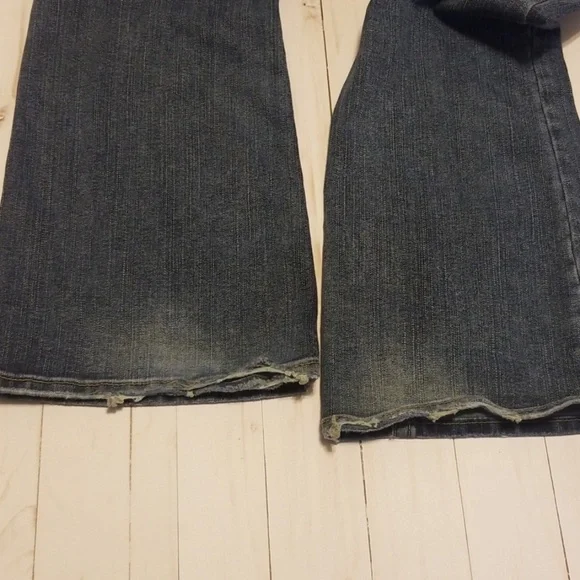 Silver Suki Jeans - Picture 7 of 7